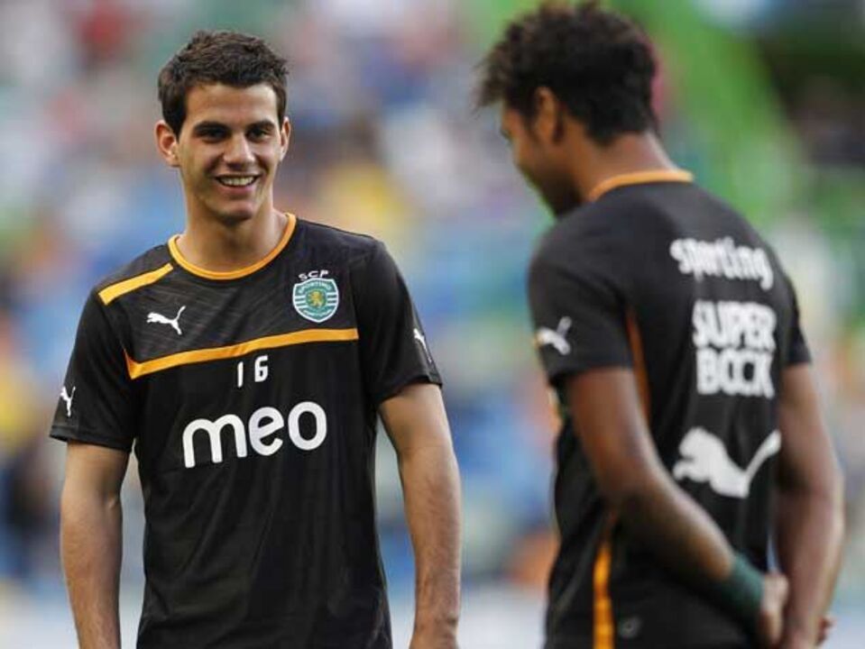 Jeffren e Viola fora das contas do novo leão