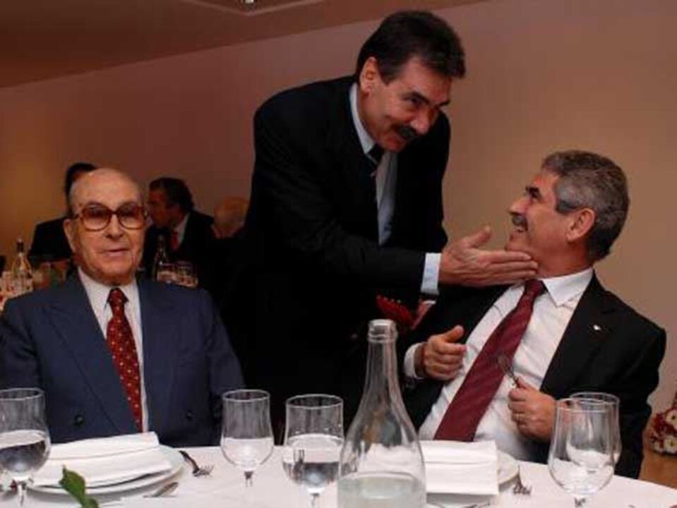 Toni: «Fernando Martins nunca se serviu do clube»