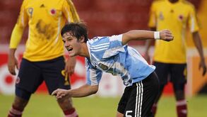 Águias seguem Bruno Zuculini