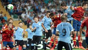 Espanha fica pelo caminho