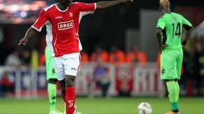 Kanu bem referenciado por Jardim