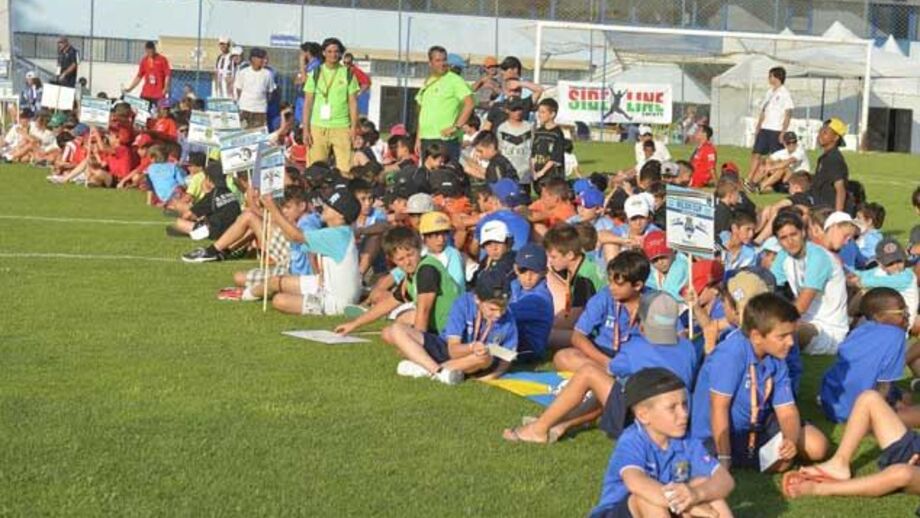 Belém Cup: Linda-a-Velha 3 aplica chapa 11