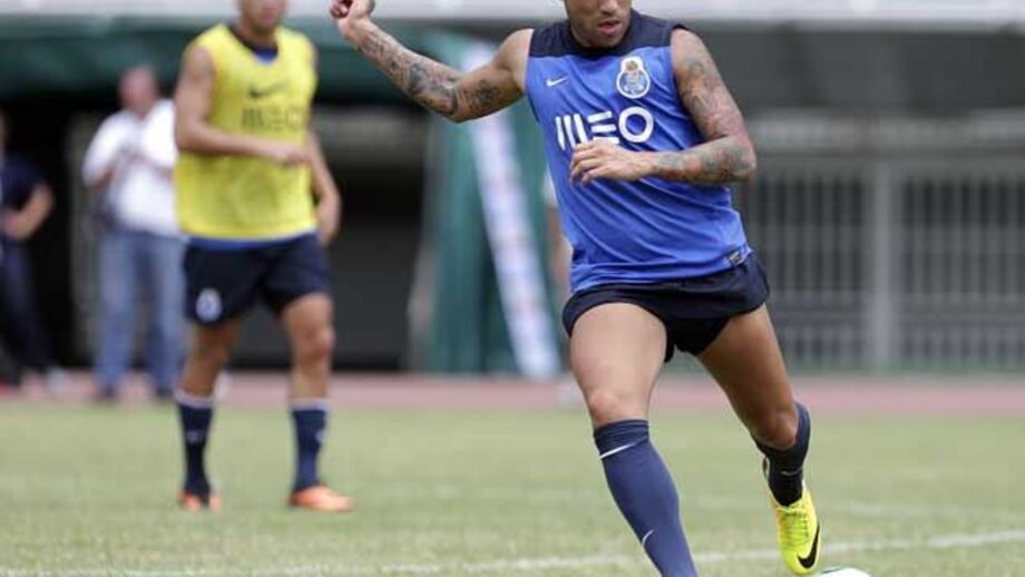 Otamendi: «Habituados a somar vitórias»