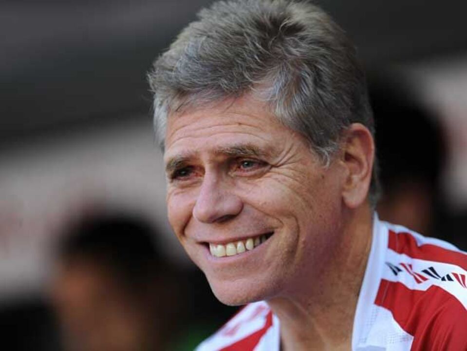 Paulo Autuori: «Que os assobios se transformem em palmas»