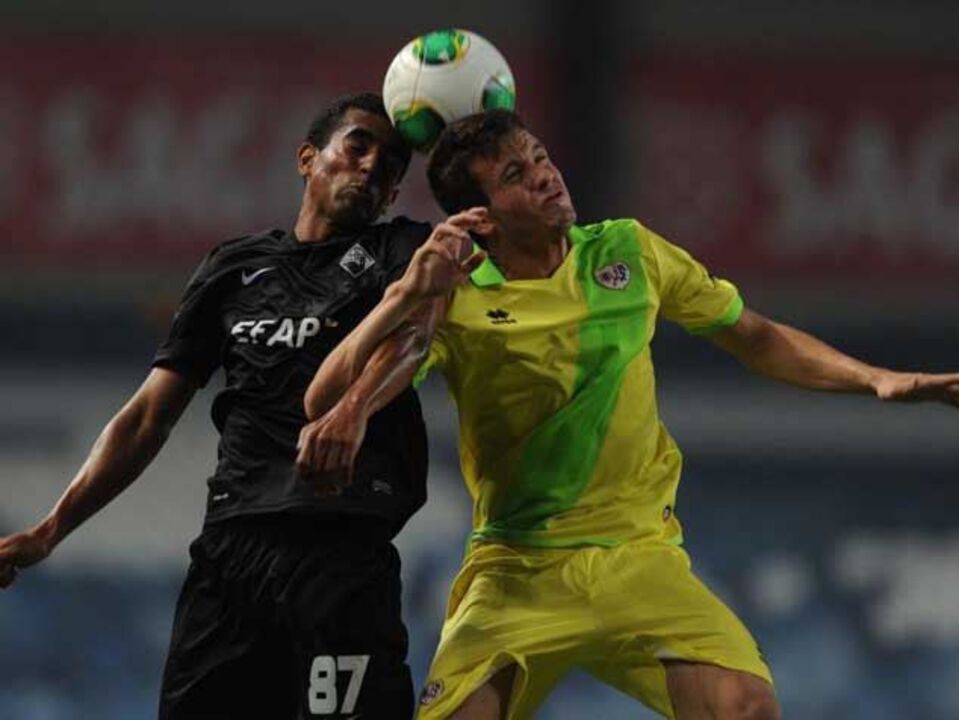 Briosa vence Rayo na apresentação