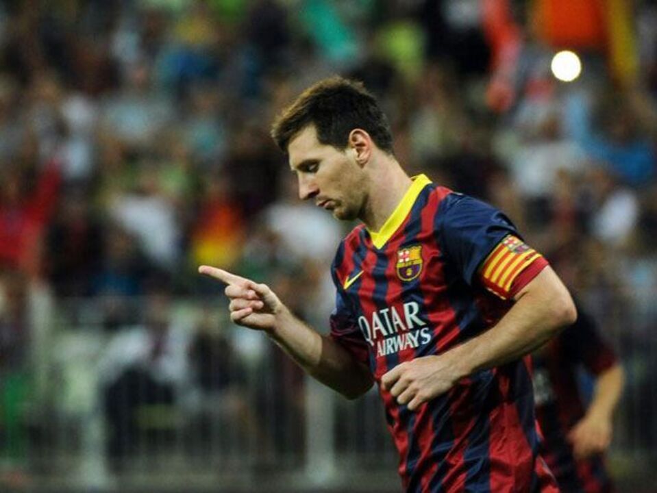 Messi à frente de Ronaldo na luta pelos goleadores