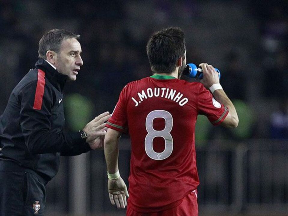 Três dezenas de jogos até Moutinho "quebrar"