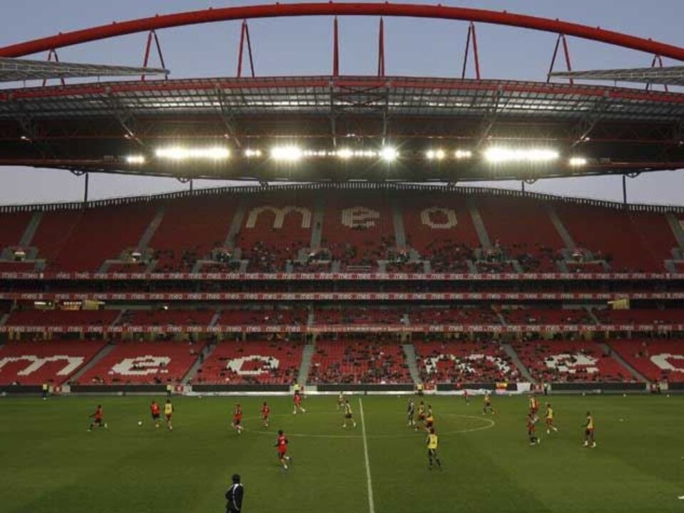 Benfica não retira publicidade da Liga