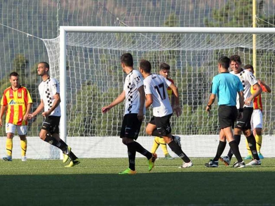 Xadrez conciso oferece um claro xeque-mate