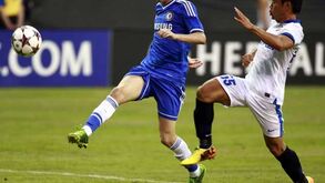 Chelsea vence Inter Milão com golos de Oscar e Hazard