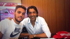 Lolo assina apesar da ameaça do Valladolid