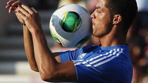 Ronaldo alimenta polémica