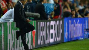 Mourinho: «Acabar com dez é a minha história na UEFA»