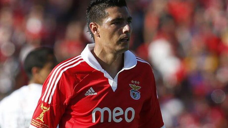 Cardozo associado ao Zenit