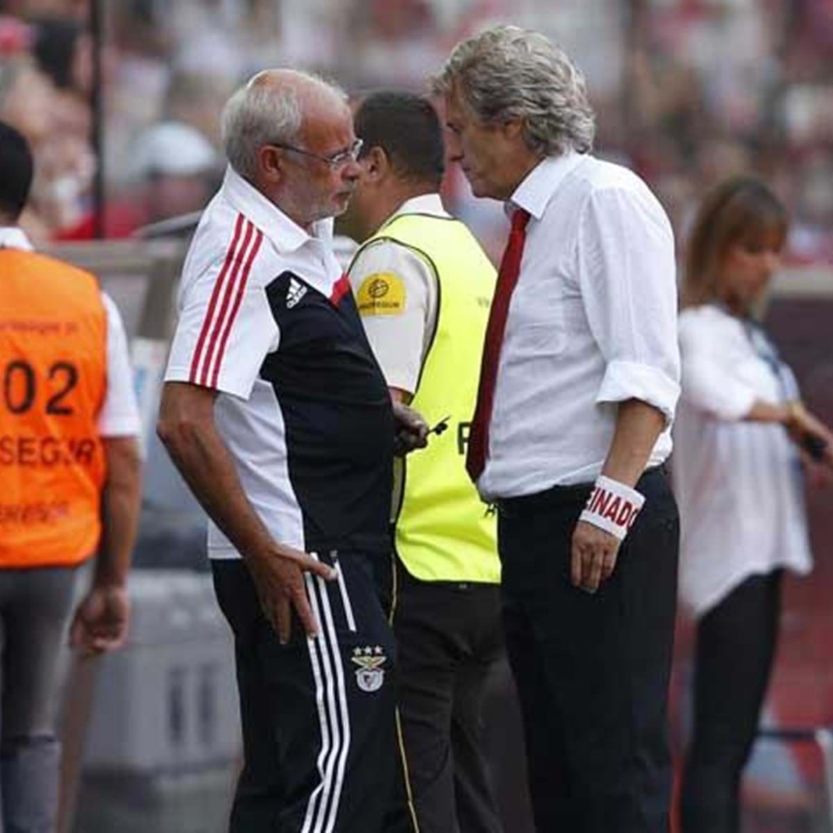 Bento Leitao Aqui Nao Se Operam Jogadores De Forma Errada Benfica Jornal Record