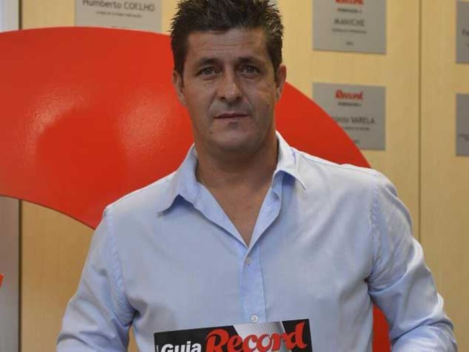 Fernando Mendes escolhe onze que promete não facilitar