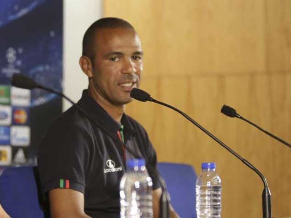 Costinha: «Espero um jogo à Paços diante do V. Setúbal»