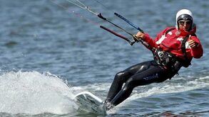 Kitesurf: Francisco Lufinha bate recorde do Mundo