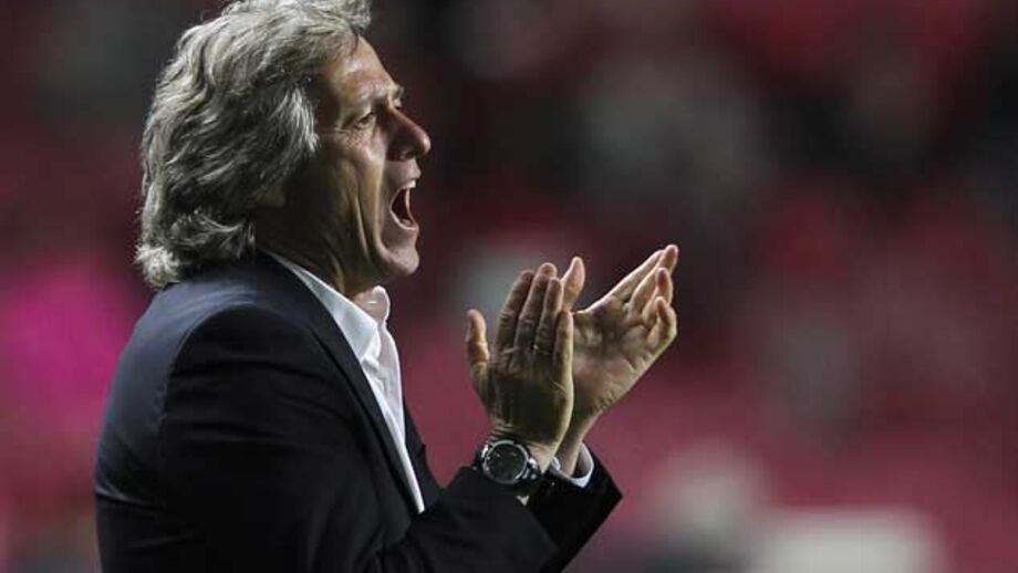 Benfica favorito para a estreia na Champions