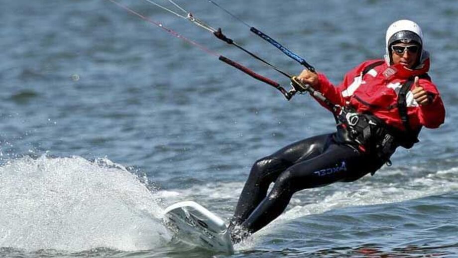 Kitesurf: Francisco Lufinha bate recorde do Mundo