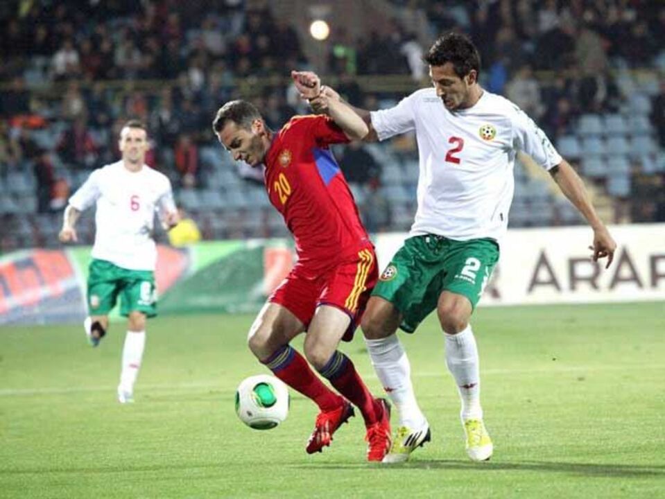 Grupo B: Arménia baralha contas para o play-off
