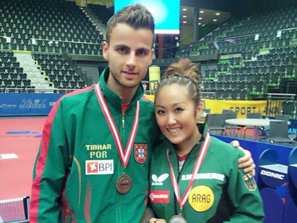 Tiago Apolónia e namorada celebram medalhas