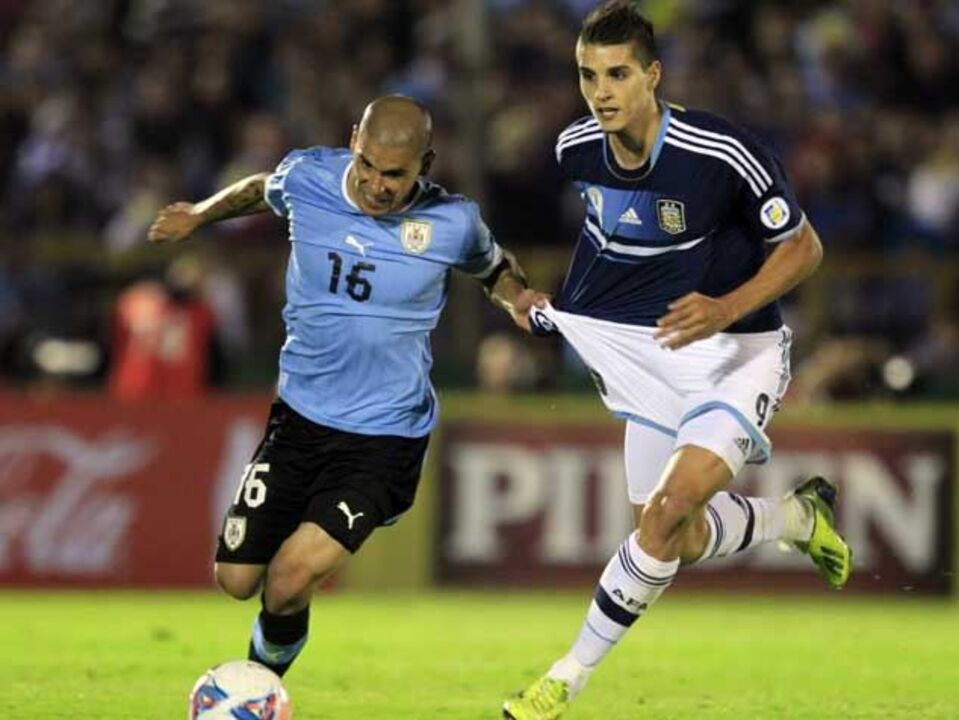 Uruguai vence Argentina mas é relegado para o playoff