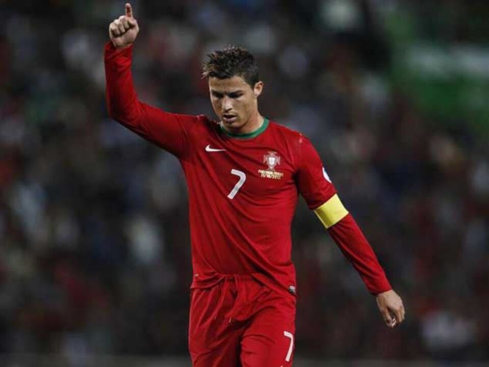 Ronaldo quer deixar Ibra no sofá outra vez