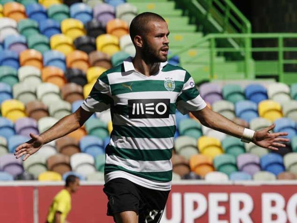 Betinho bisa na vitória do Sporting B