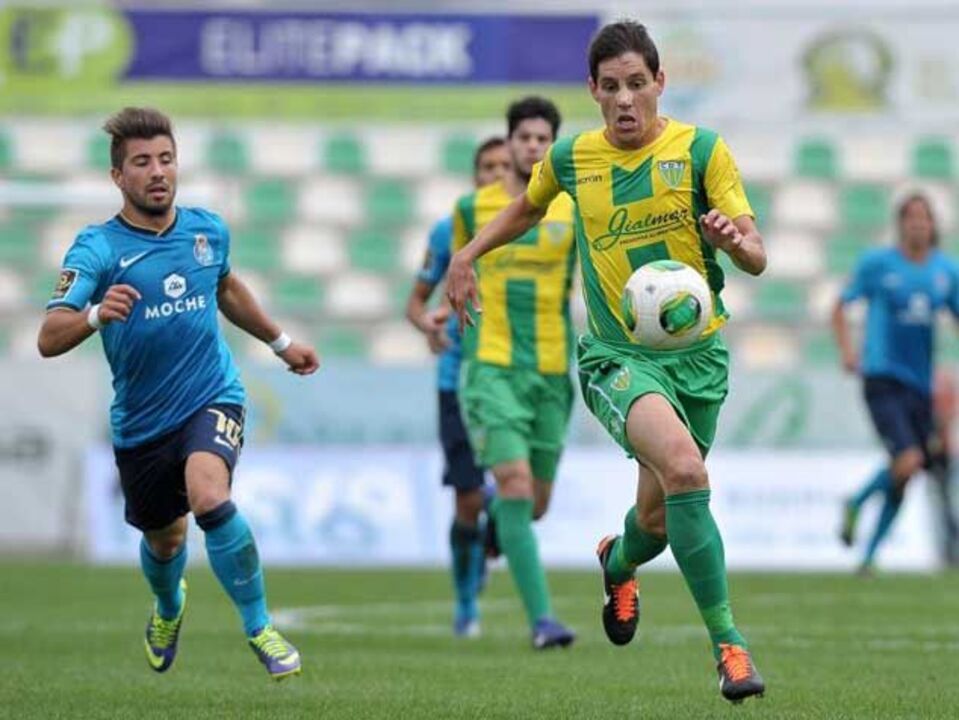 Tondela-FC Porto B, 1-1: Golo de Tozé insuficiente para os dragões