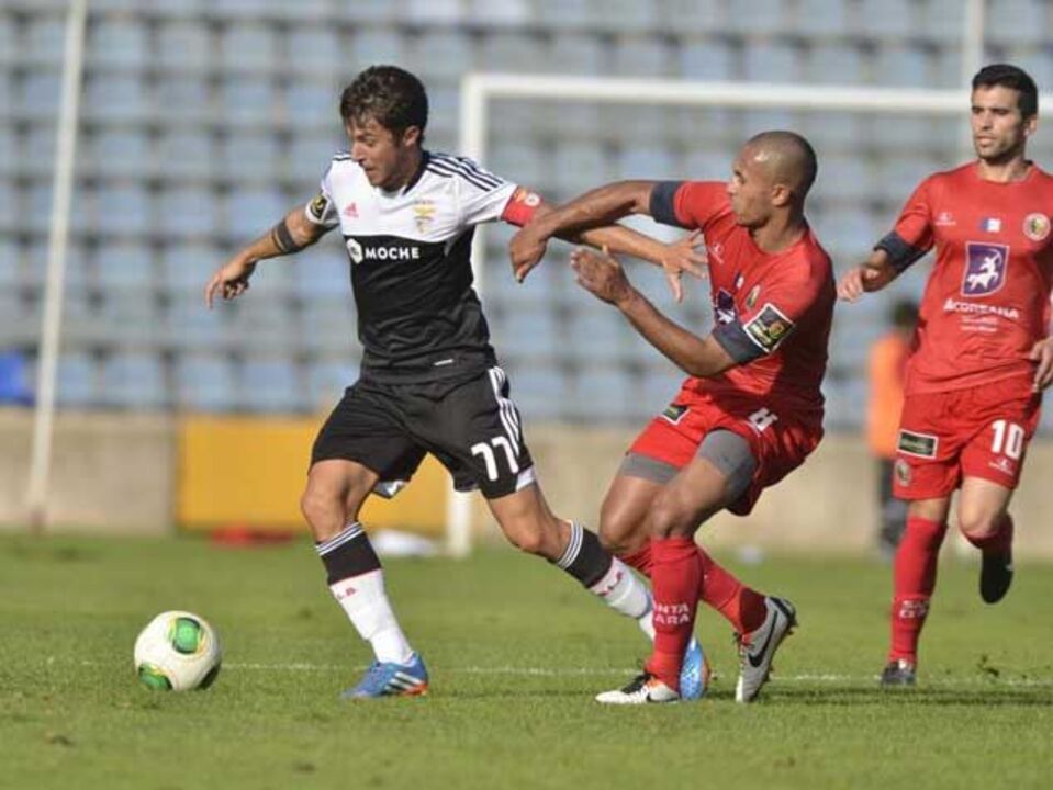 Santa Clara-Benfica B, 0-2: Ruben Pinto e Lolo fazem diferença