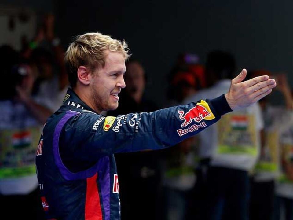 Seb finalmente ovacionado em dia de tetracampeonato