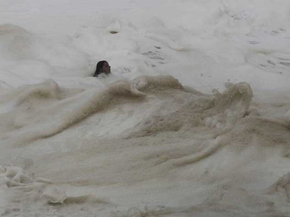 Maya Gabeira já teve alta hospitalar