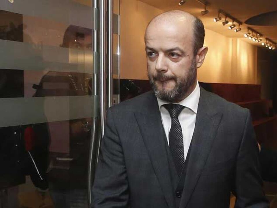 Presidente da Liga bloqueado