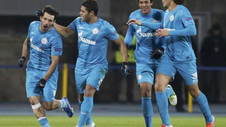 Zenit bate Tom Tomsk com golo de Danny (3-0)