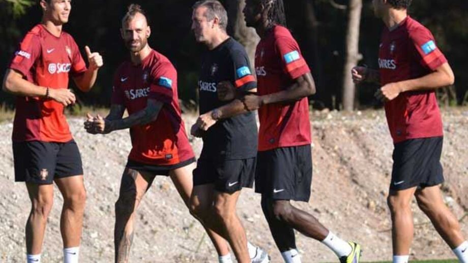 Éder e Meireles sem limitações no treino da manhã