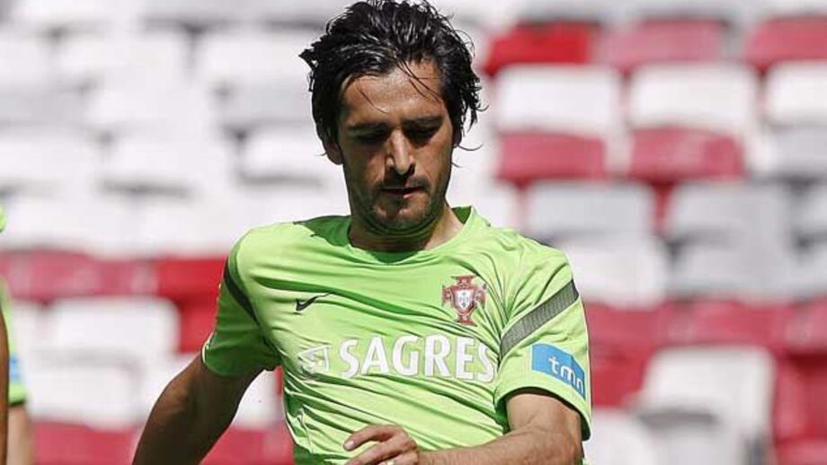 Custódio rende Meireles na Seleção