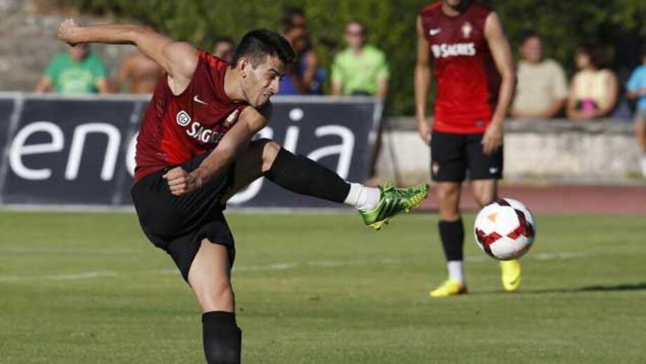 Boa disposição na receção a Rolando e Pizzi