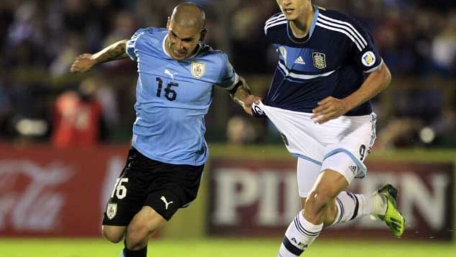 Uruguai vence Argentina mas é relegado para o playoff