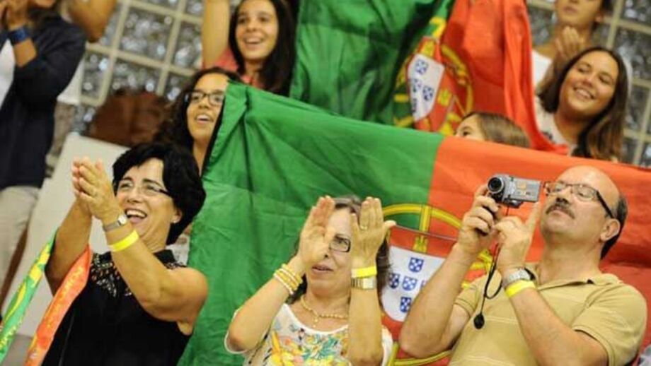 Patinagem Artística: Diogo Nogueira conquista ouro