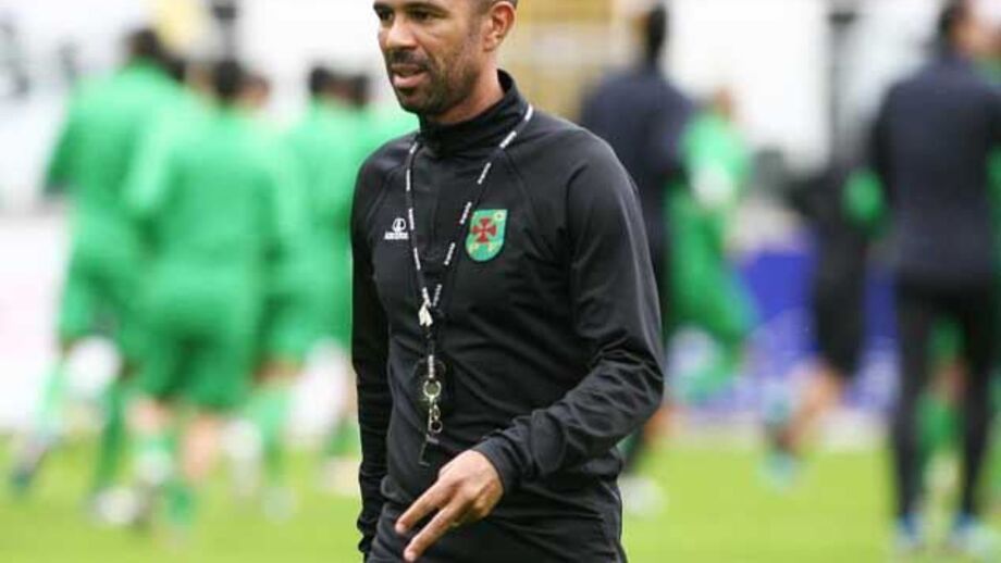 Costinha quer repetir imagem de "competência"