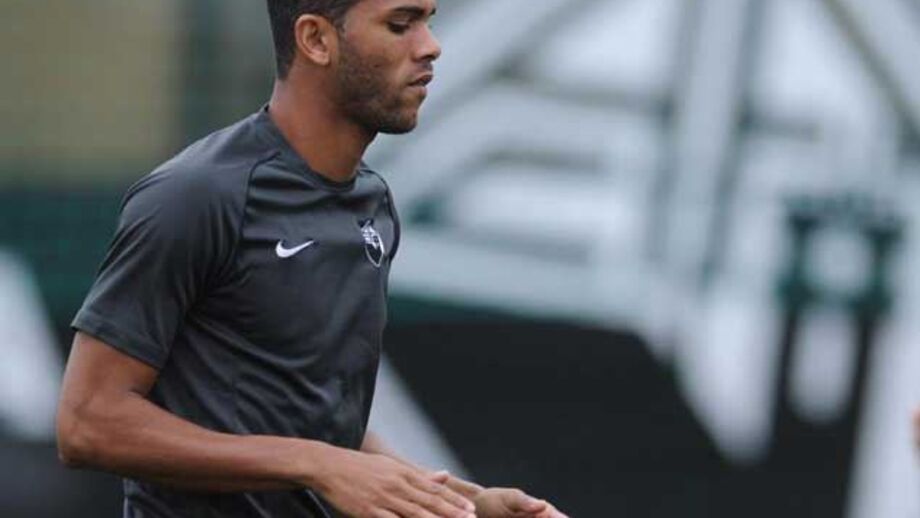 Ivanildo e Djavan chamados para o Benfica