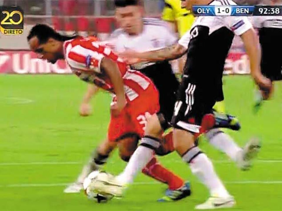 Os casos do Olympiacos-Benfica