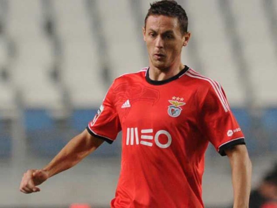 Nápoles em contactos por Matic