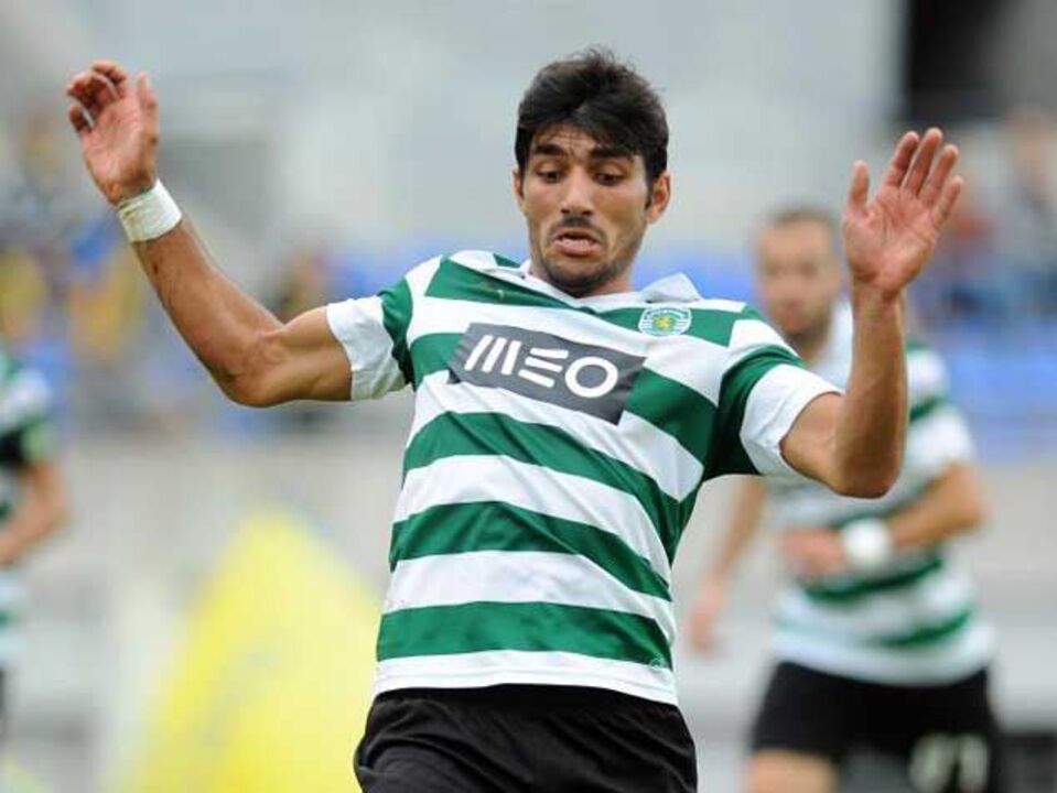 Sporting B-Chaves, 4-0: Hat-trick de Ricardo Esgaio