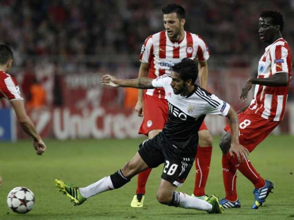 Duelo na lateral esquerda