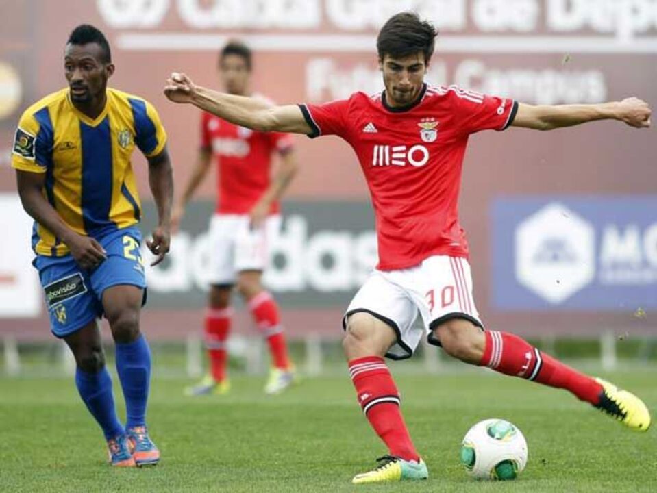 André Gomes na calha