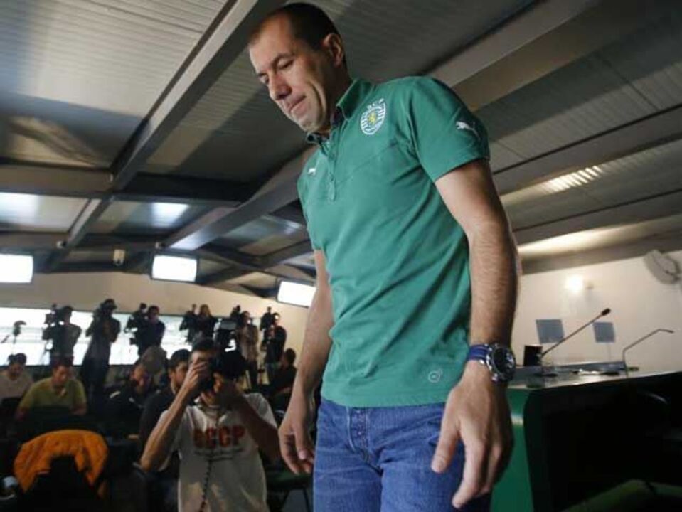 Leonardo Jardim: «Acredito que Cardozo irá jogar»