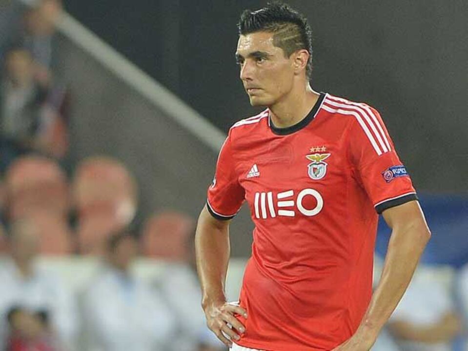 Cardozo já não tem o tornozelo inchado