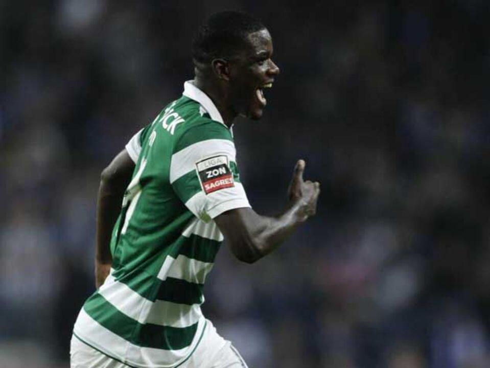 William Carvalho na lista de Bento para a Suécia